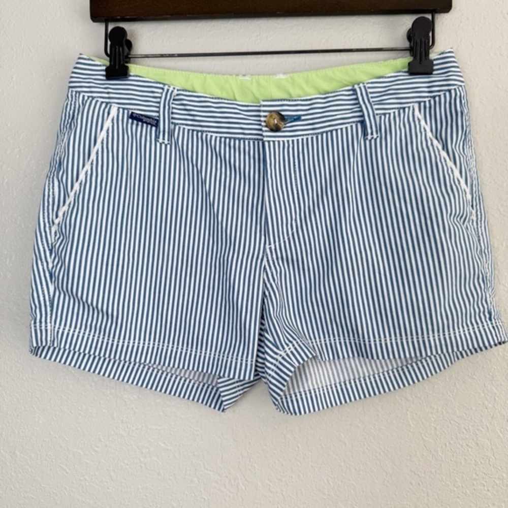 Columbia PFG blue white stripe shorts 2.5" Inseam 4